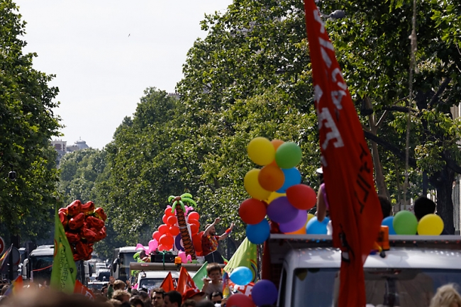 Gay pride Paris JUN13-212
